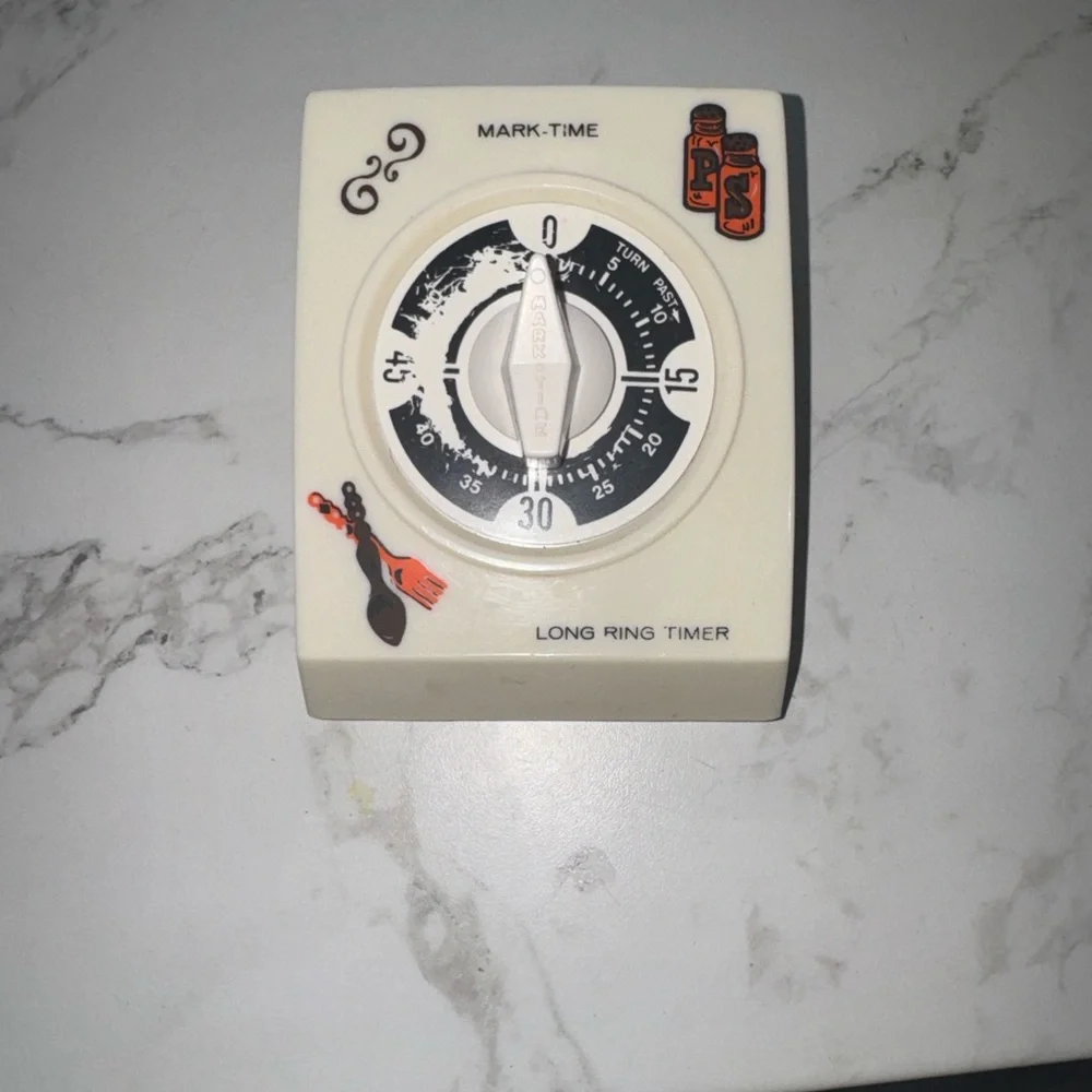 Cream Kitchen Timer - Picture 1 of 5